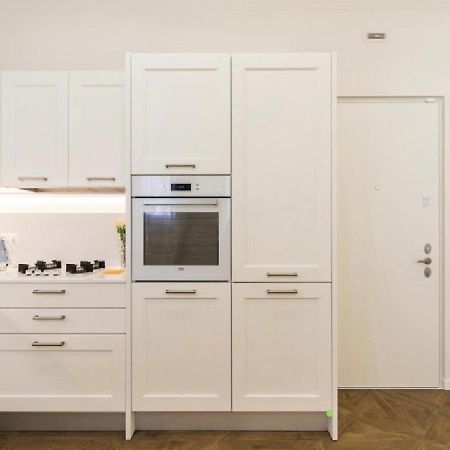 Madonna Montecchi Luxury Suite In เวโรนา ภายนอก รูปภาพ